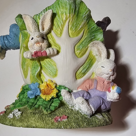 JAIMY Made in China Resin Rabbit Votive Leaf Candle Holder - Picture 11 of 12